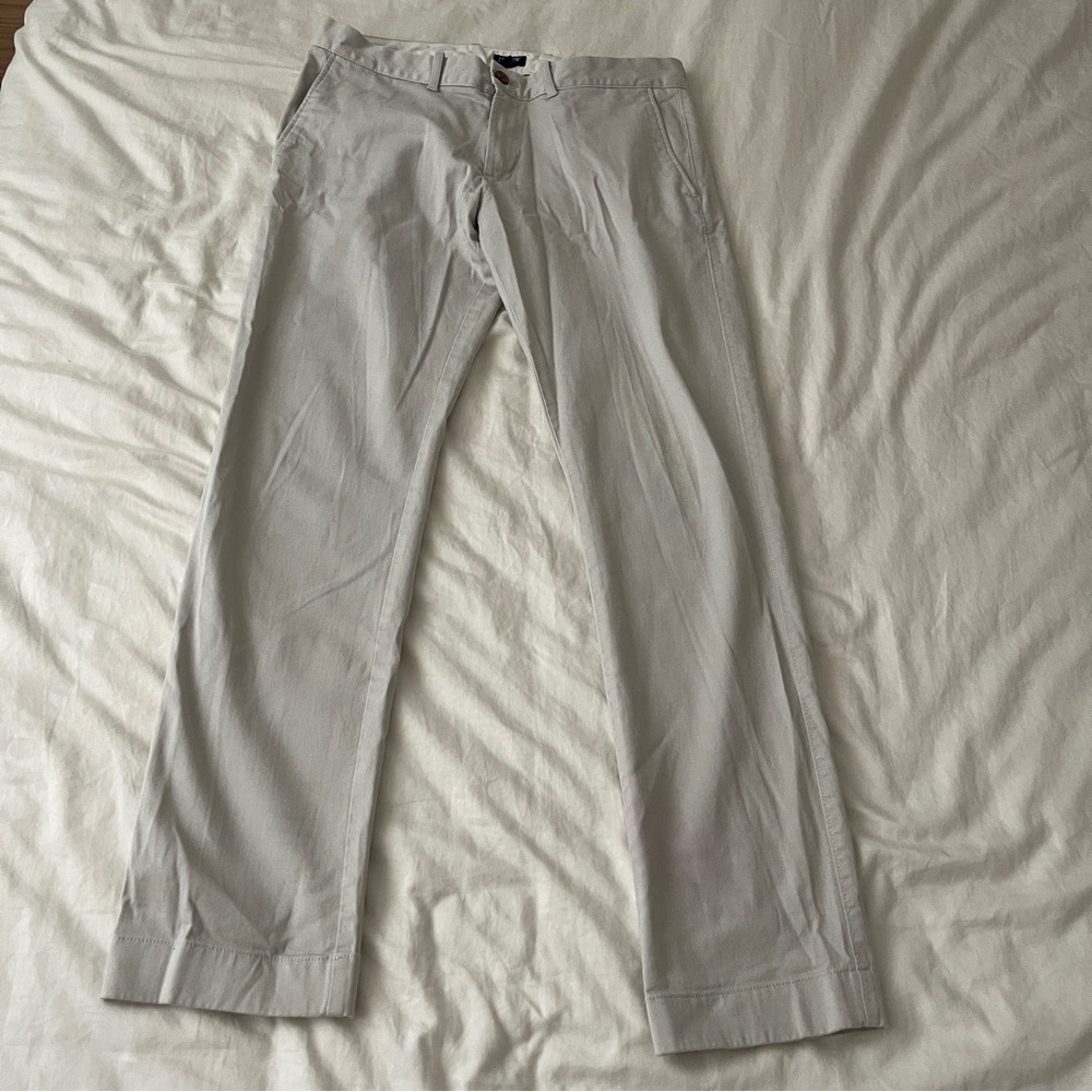 J.Crew Men’s Gray Chinos Size: 32x32